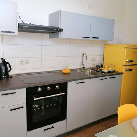 Cozy City Apartment Зенфтенберг Екстериор снимка